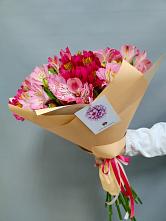 Букет цветов из:  Альстромерии в Надыме