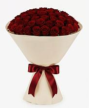 Букет 101 Бордовая роза Блэк Бакарра в Надыме