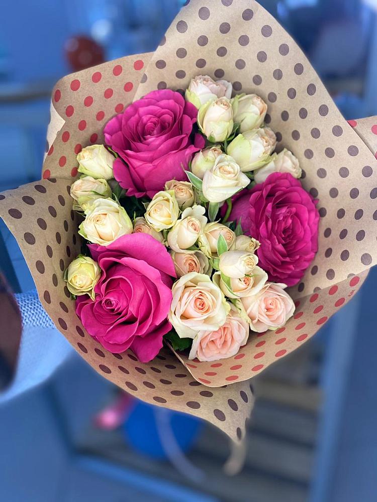 Букет цветов из: Розы в Надыме