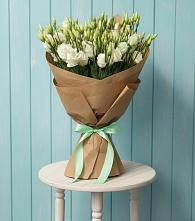 Букет цветов из:  Лизиантусы в Надыме