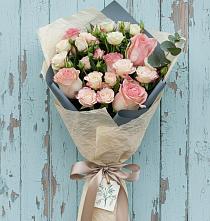 Букет цветов из:  Розы в Надыме