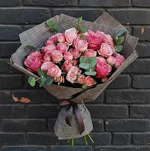 Букет цветов из:  Розы в Надыме