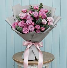 Букет цветов из:  Розы в Надыме